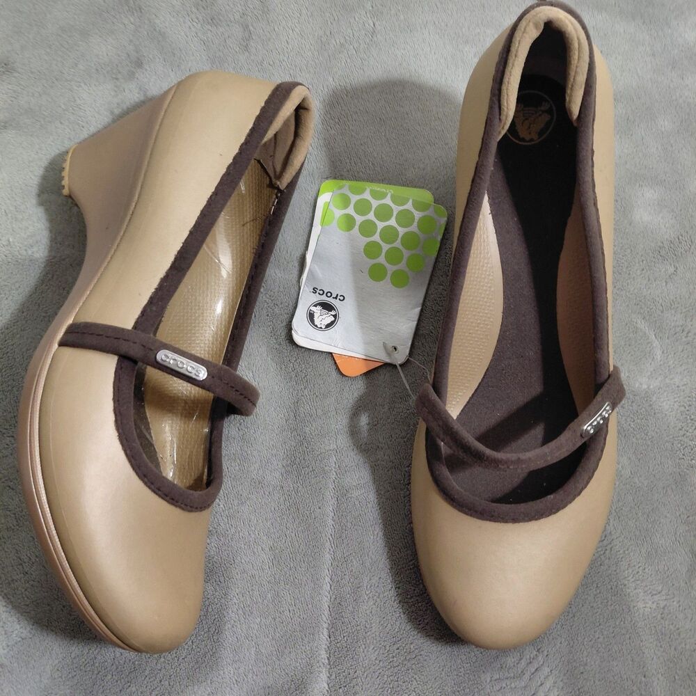 Crocs Casey Mary Jane Wedge Heel Shoes Womens 10 Beige Brown Slip On NWT